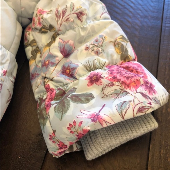 Beautiful Coat - Picture 5 of 8